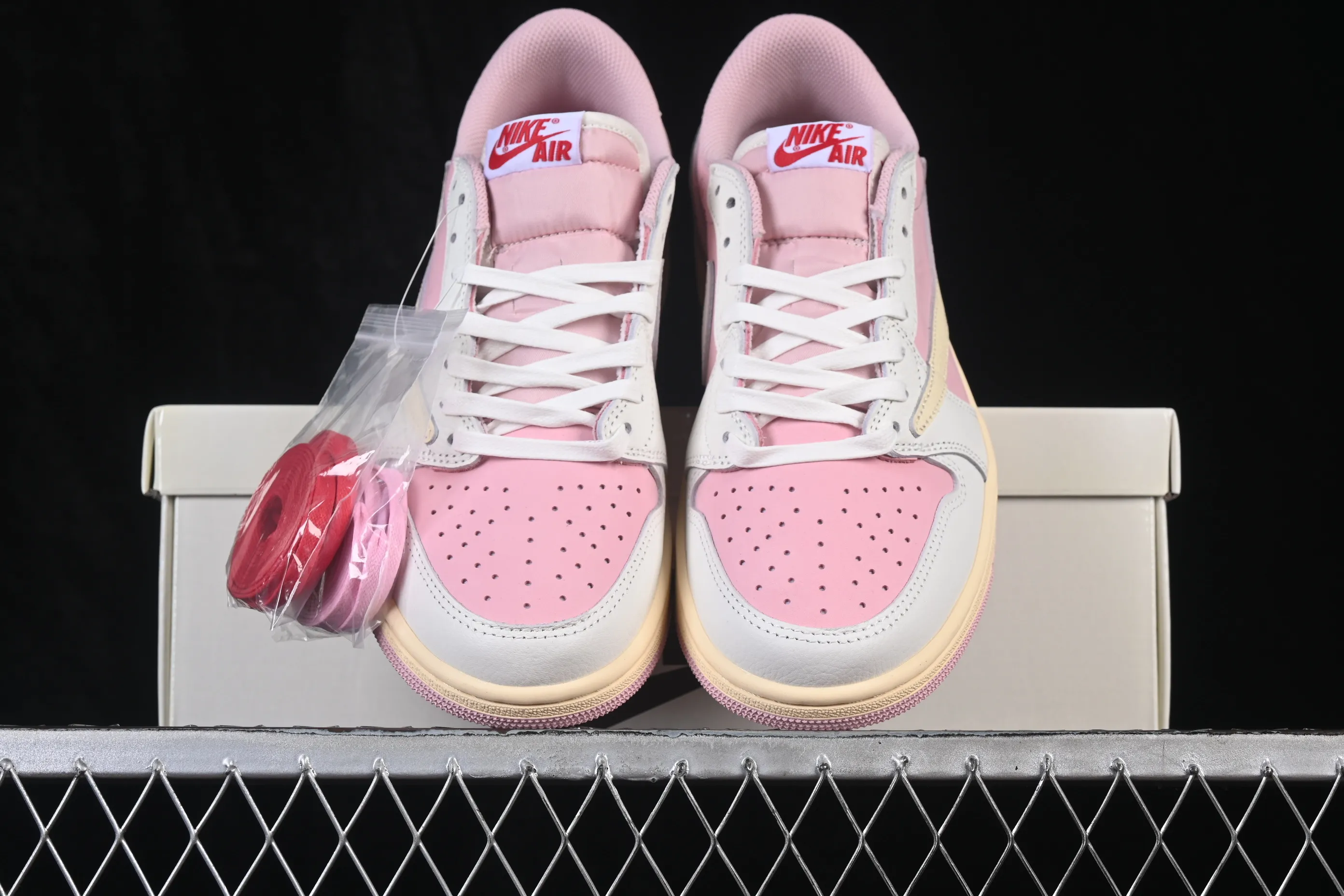 All categories Air Jordan Jordan series basketball shoes Air Jordan 1 Low ZG version Travis Scott x Air Jordan 1 Low OG AJ1 Joe 1 undercut low top full head layer DM7866-600